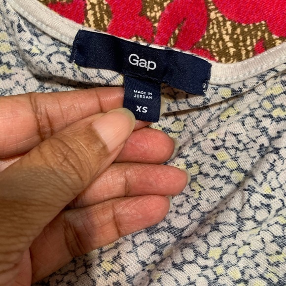 🔥Gap blouse - Picture 3 of 3